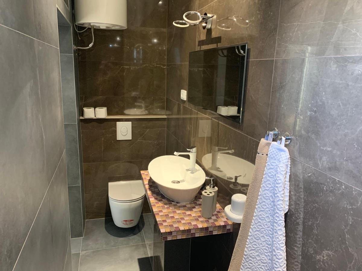 Sunrise Luxury Apartments - U2Adria ドゥギ・ラット エクステリア 写真
