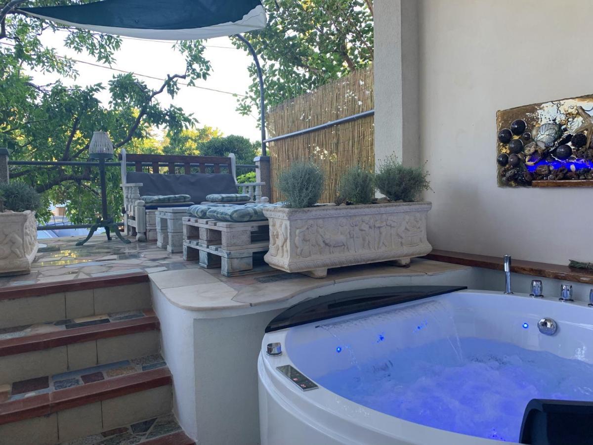 Sunrise Luxury Apartments - U2Adria ドゥギ・ラット エクステリア 写真