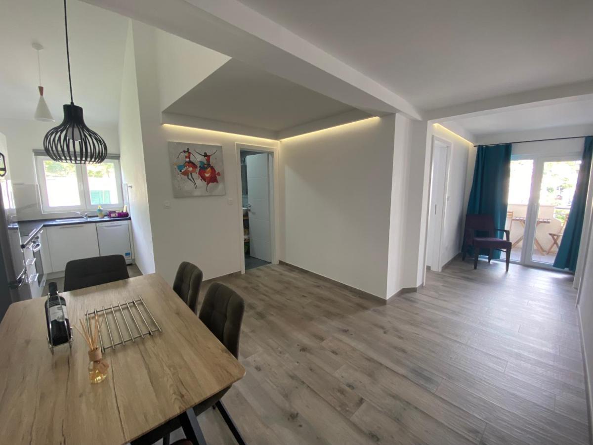 Sunrise Luxury Apartments - U2Adria ドゥギ・ラット エクステリア 写真